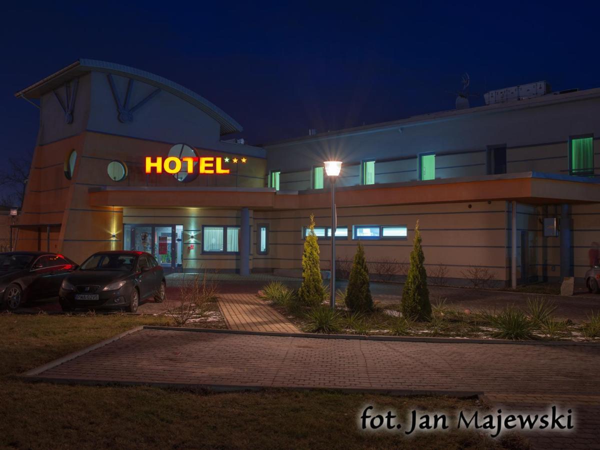 מאלבורק Majewski Hotel & Spa מראה חיצוני תמונה